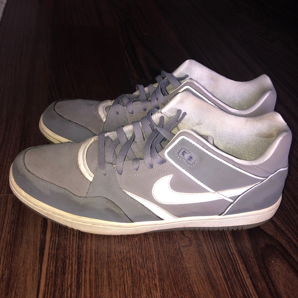 Nike Sky Force Sneakers